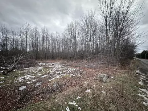 18-045 Canaan Rd, Pittsfield, ME 04967