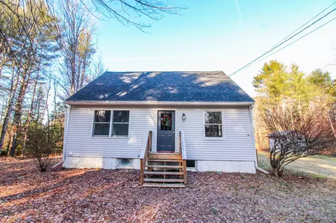 646 Fuller Rd, Carmel, ME 04419