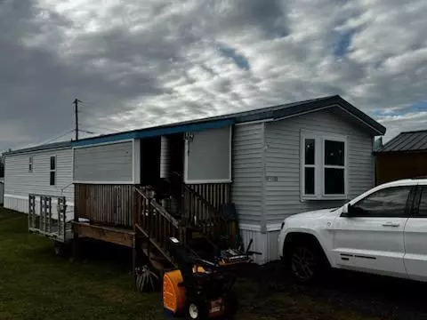 134 E St, Pittsfield, ME 04967