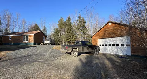 351 Blaine Ave, Guilford, ME 04443