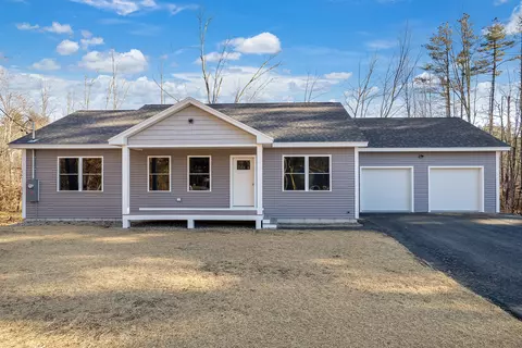 30 Channel Ln, Sanford, ME 04073