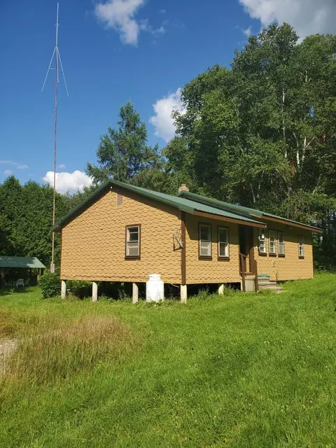 72 Bagley Mountain Rd, Lincoln, ME 04457