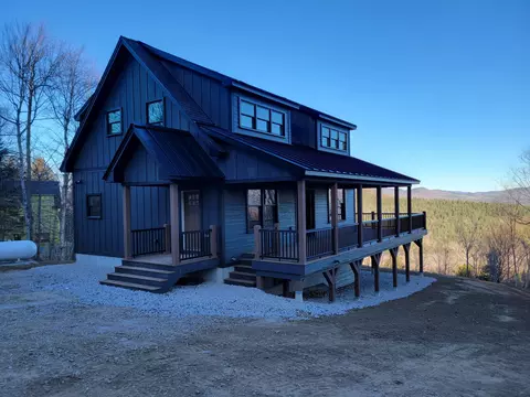 19 E View Dr, Bethel, ME 04217