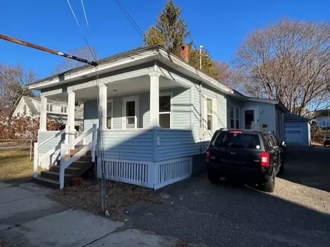 26 State St, Sanford, ME 04073