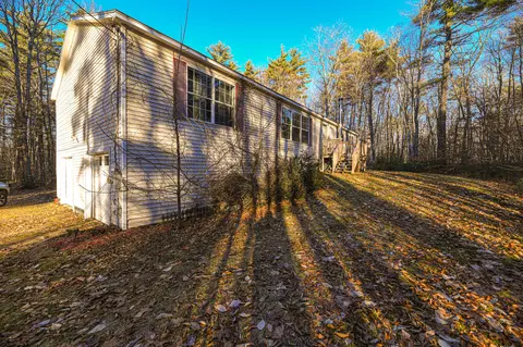 50 Sam Wentworth Rd, Lebanon, ME 04027