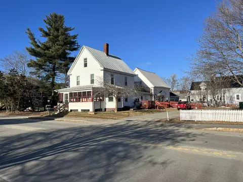 19 Central St, Millinocket, ME 04462