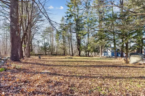 72 Stahl Farm Rd, Waldoboro, ME 04572
