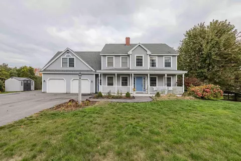 23 Hay Field Dr, Gorham, ME 04038
