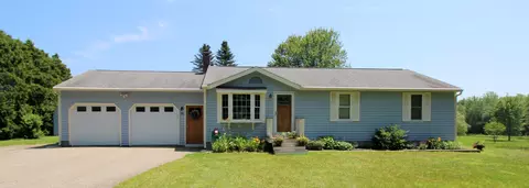 175 Maplewood Dr, Arundel, ME 04046