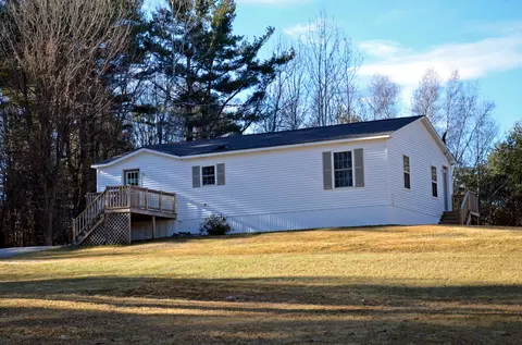 12 Evergreen Dr, Otisfield, ME 04270