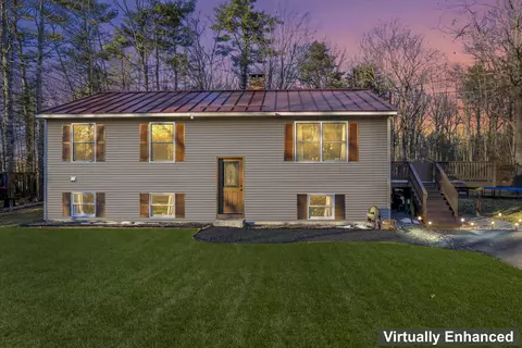 985 Eastern Ave, Augusta, ME 04330