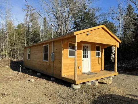 36 Tar Ridge Rd, Springfield, ME 04487