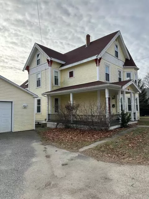 122 Court St, Machias, ME 04654