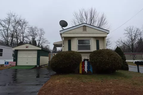 1007 Sabattus St #2, Lewiston, ME 04240