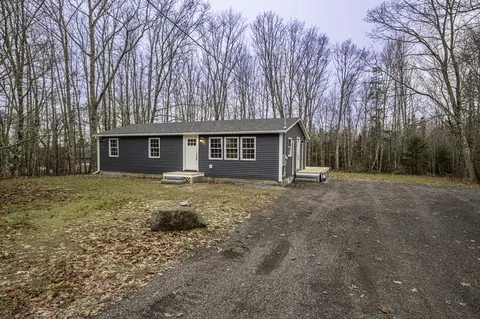 689 Mines Rd, Sedgwick, ME 04676