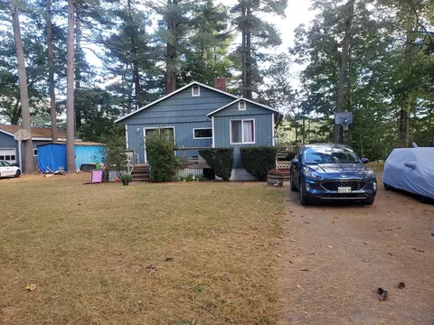 64 Emerson Dr, Windham, ME 04062