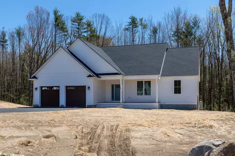 12 Lessard Cir, Arundel, ME 04046