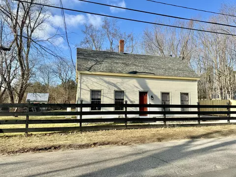 8 Warrens Way, Kennebunk, ME 04043