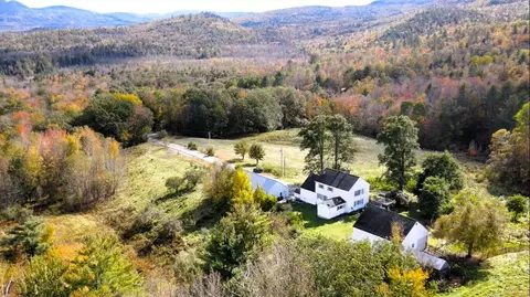 642 Backkingdom Rd, Mexico, ME 04257