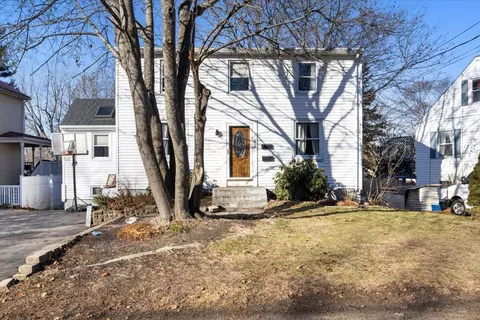 65 Buchanan St, South Portland, ME 04106