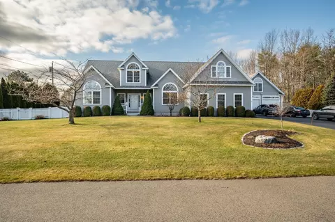 12 Piper Point Rd, Wells, ME 04090