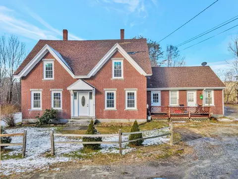 771 Brunswick Ave, Gardiner, ME 04345