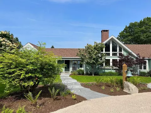 8 Keel Way, Southwest Harbor, ME 04679