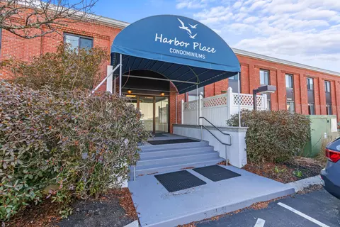 18 Ocean St #A6, South Portland, ME 04106