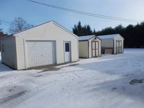 64 Oosoola St, Norridgewock, ME 04957