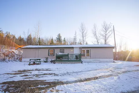 465 Us Rt 2 E, Wilton, ME 04294