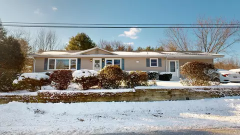 123 Old Lisbon Rd, Lewiston, ME 04240
