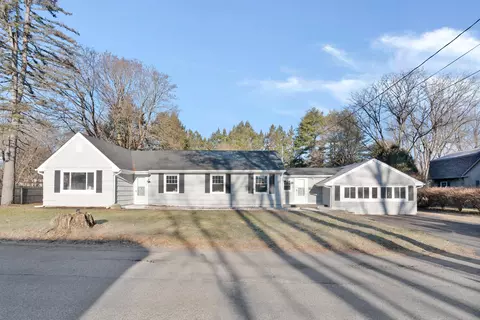 71 Robie St, Gorham, ME 04038