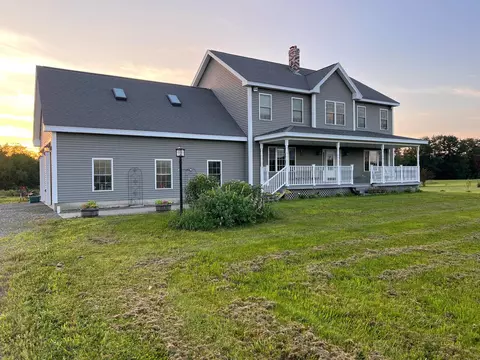 316 Bog Rd, Hermon, ME 04401
