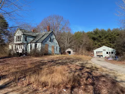 155 Dow Rd, Gorham, ME 04038