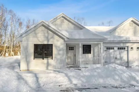 15 Kings Hwy # A, Cumberland, ME 04110