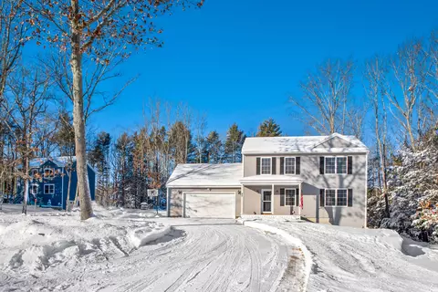 40 Ericas Way, Kennebunk, ME 04043