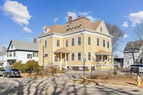 55 Pitt St #4, Portland, ME 04103