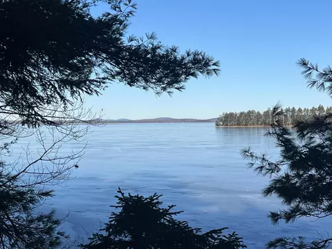 52 Jesses Beach Way, Ellsworth, ME 04605