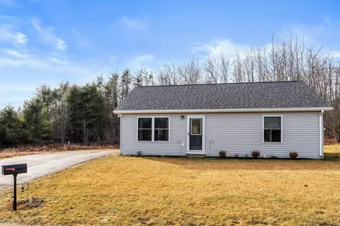 58 Westwood Acres Rd, Richmond, ME 04357