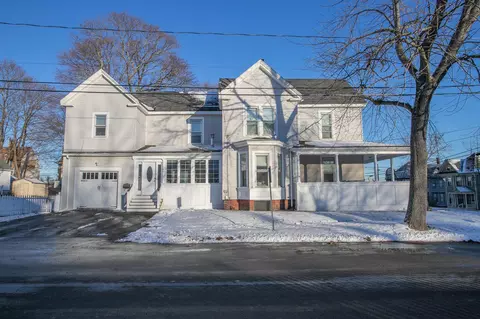 82 Montgomery St, Bangor, ME 04401