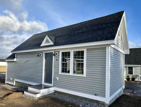 994 Portland Rd #15, Saco, ME 04072