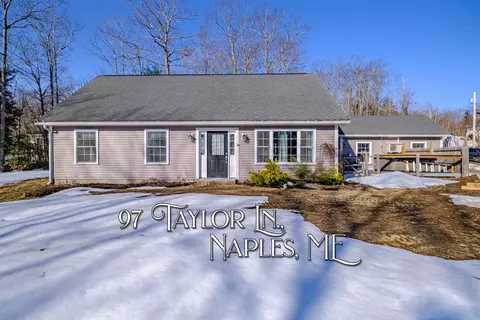 97 Taylor Ln, Naples, ME 04055