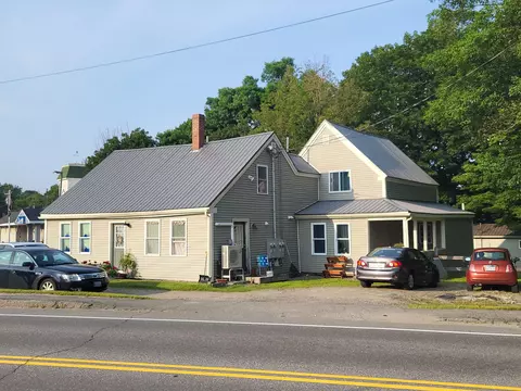 116 Oakes St, Farmington, ME 04938
