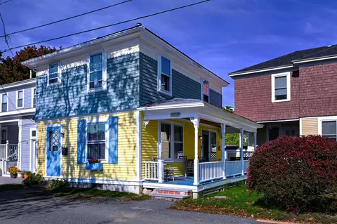 3 Summer St, Bar Harbor, ME 04609
