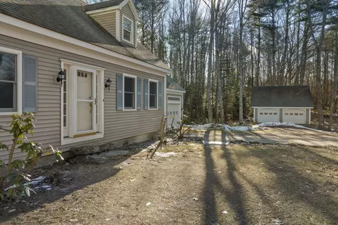 32 Oliver Woods Rd, Nobleboro, ME 04555