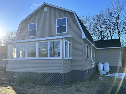 386 Alfred Rd, Sanford, ME 04073
