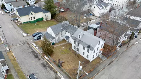 62 Sullivan St, Biddeford, ME 04005