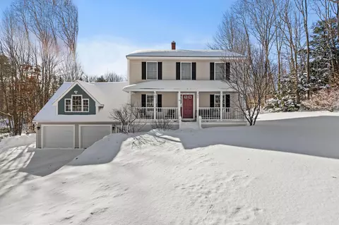 10 Stonebrook Rd, Windham, ME 04062