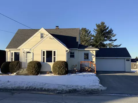 34 Currier Rd, Fort Fairfield, ME 04742
