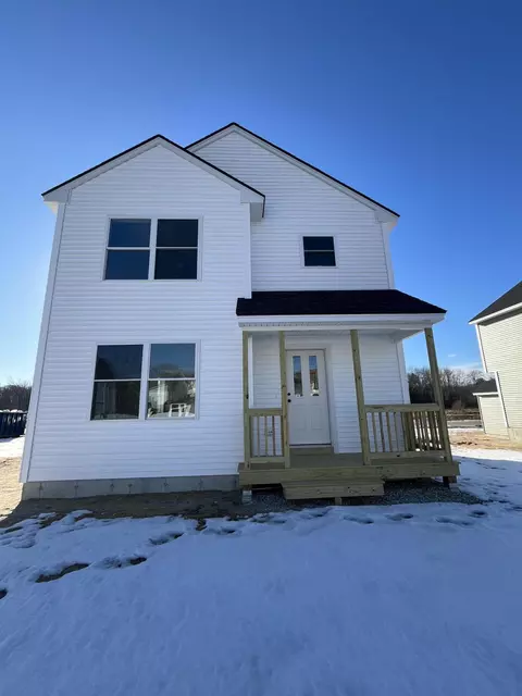 68 Arnies Aly, Westbrook, ME 04092